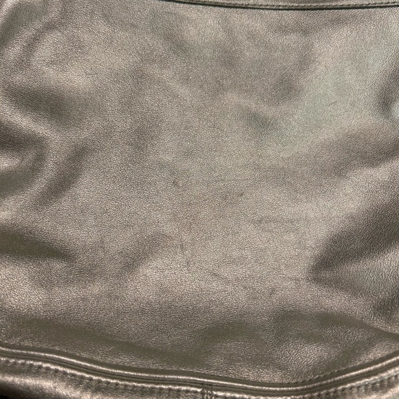 Metallic Silver Hobo purse - Picture 9 of 12